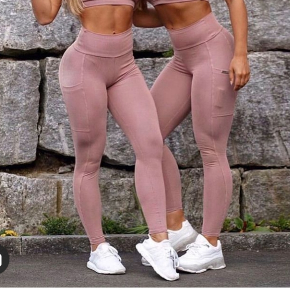 Bombshell Lounge Ribbed Leggings